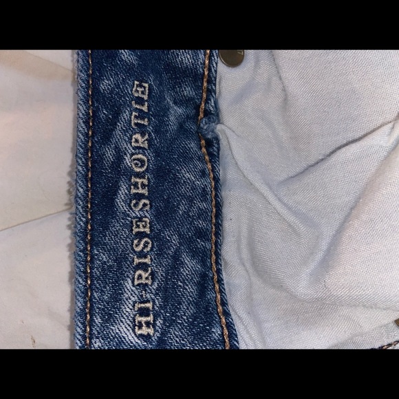 Jean Shorts - Picture 4 of 5